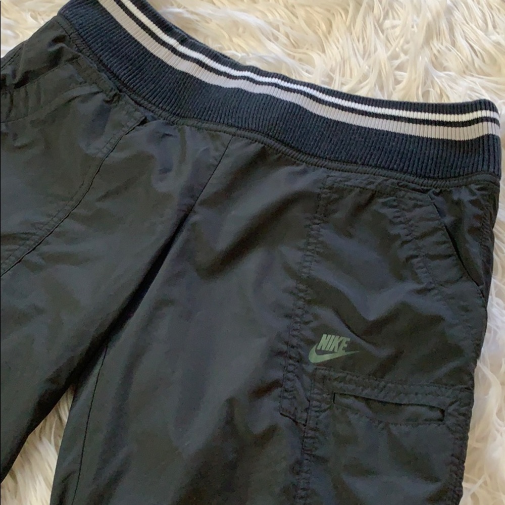 Nike Cargo Athletic Shorts - S - Picture 2 of 10